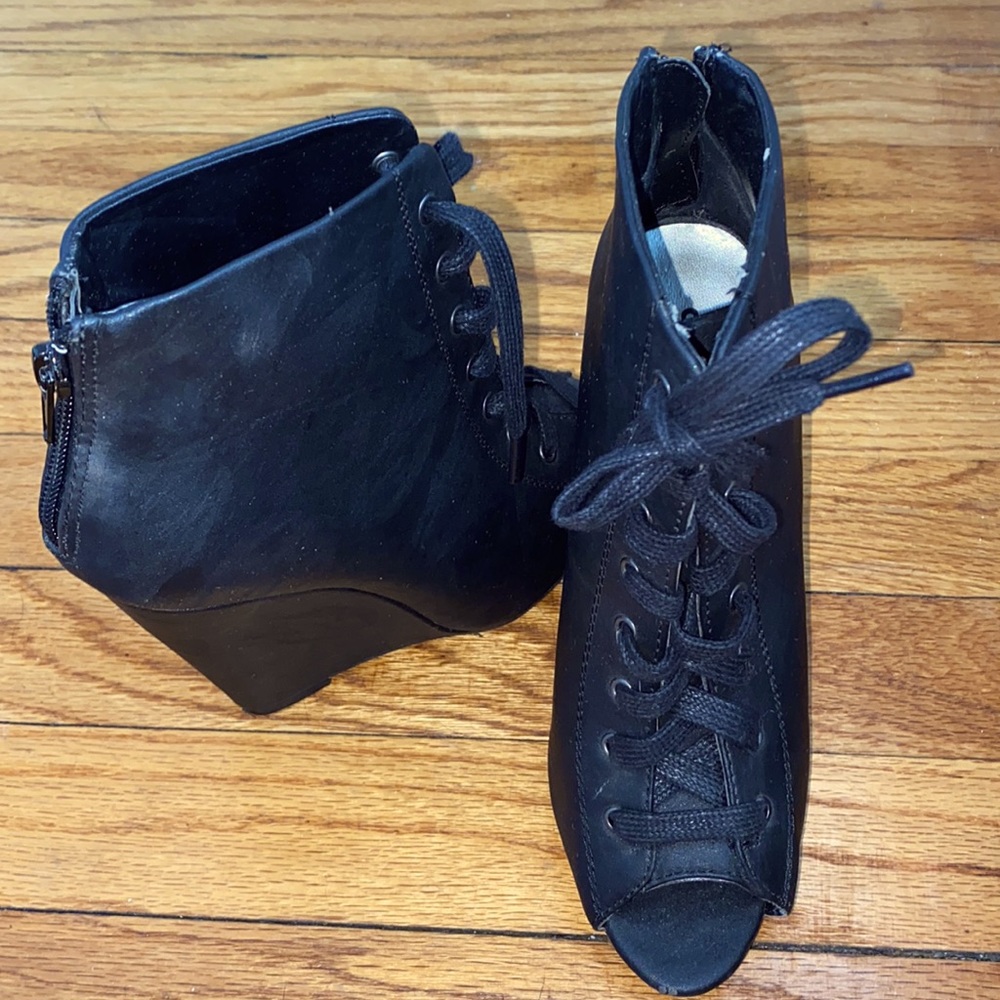 Wedge lace up black heels